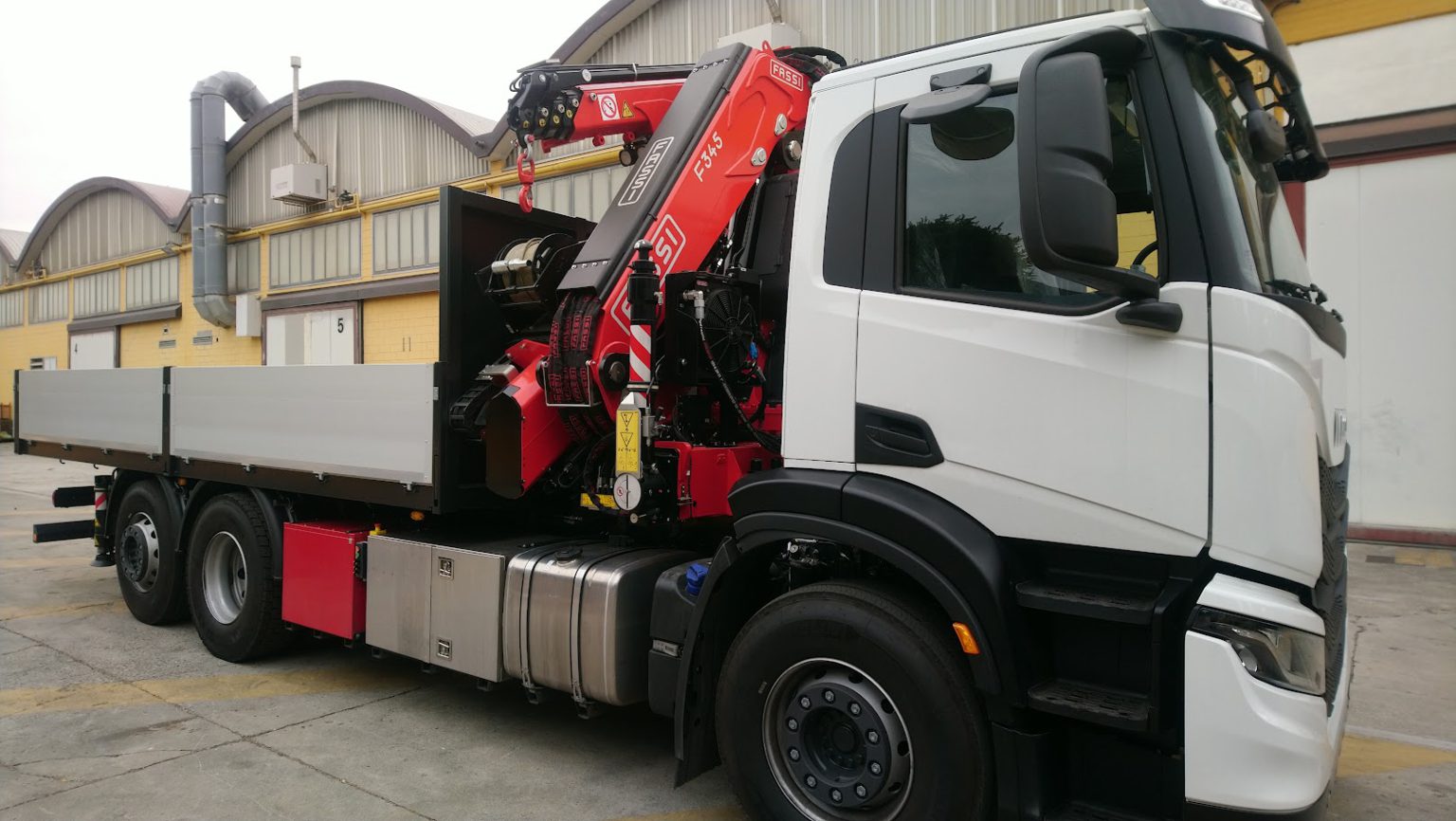 Fassi Gru at bauma 2022: the electrification of lifting operations